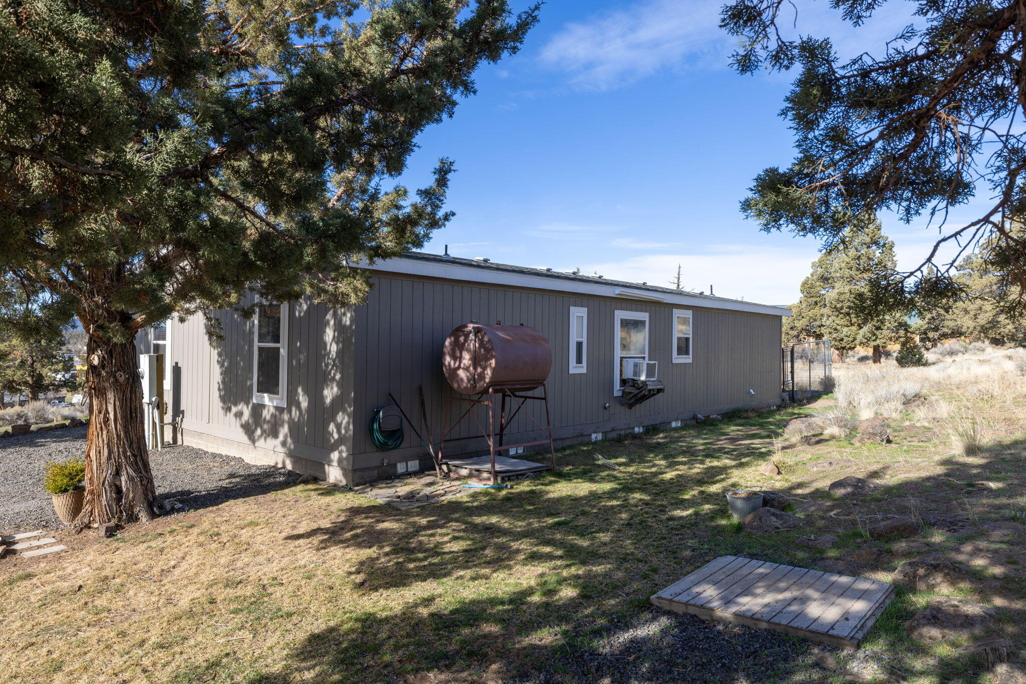 21070 Robin Avenue Bend, OR 97703 - Photo 3 of 62 49-web-or-mls-21070 Robin Avenue Exterio