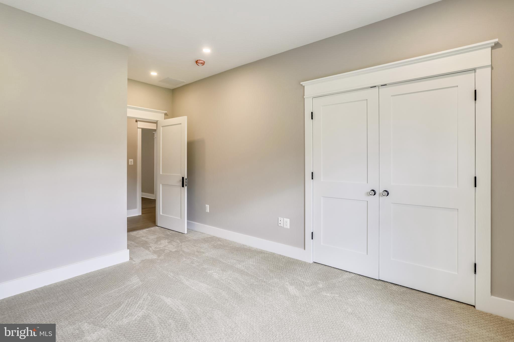 12444 Popes Head Road Clifton, VA 20124 - Photo 21 of 54 Bedroom 2