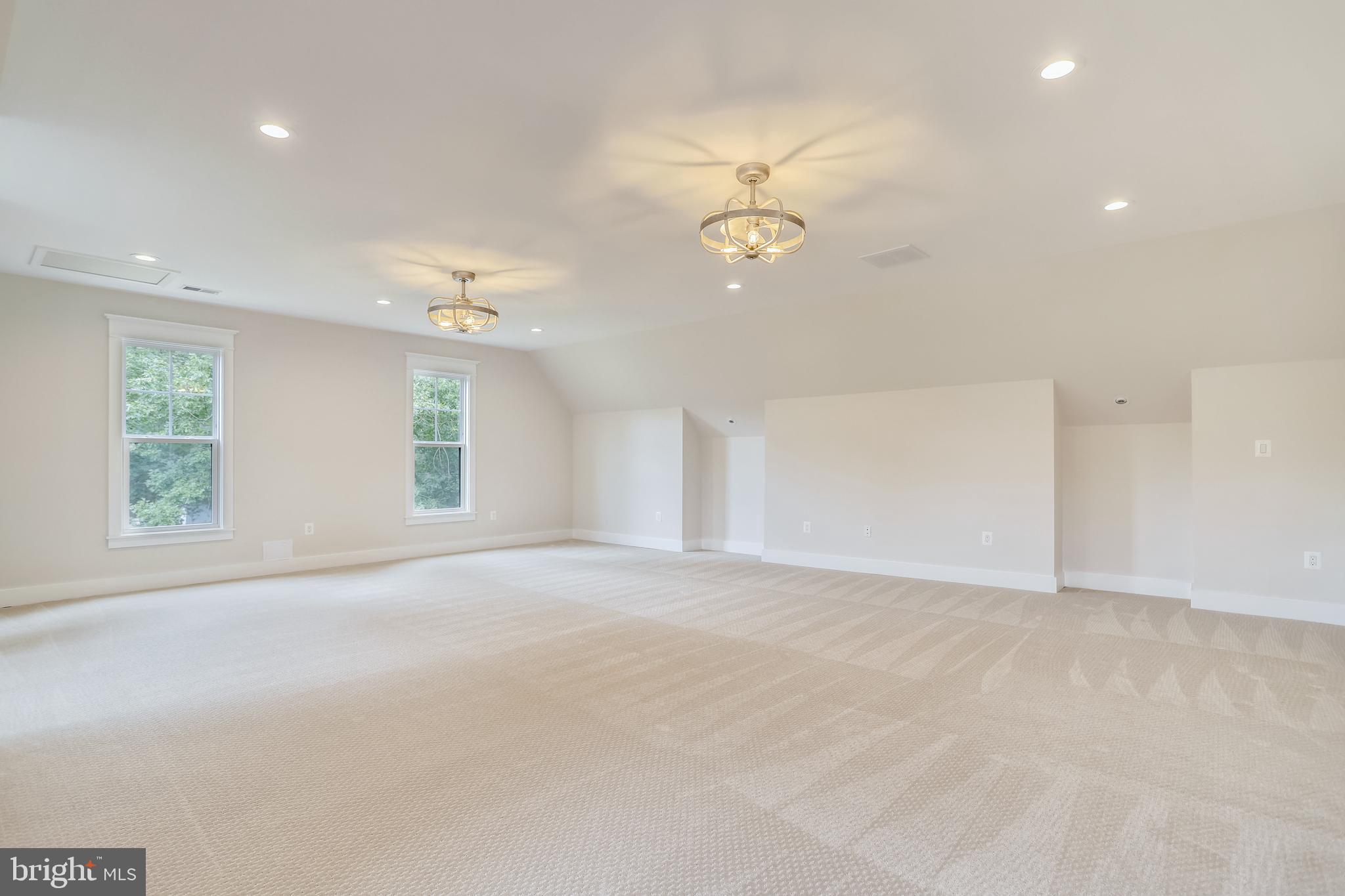 12444 Popes Head Road Clifton, VA 20124 - Photo 41 of 54 2nd Floor Family Room