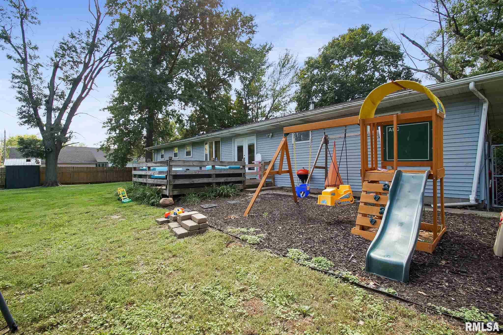 9512 South Robinson Lane Mapleton, IL 61547 - Photo 5 of 27