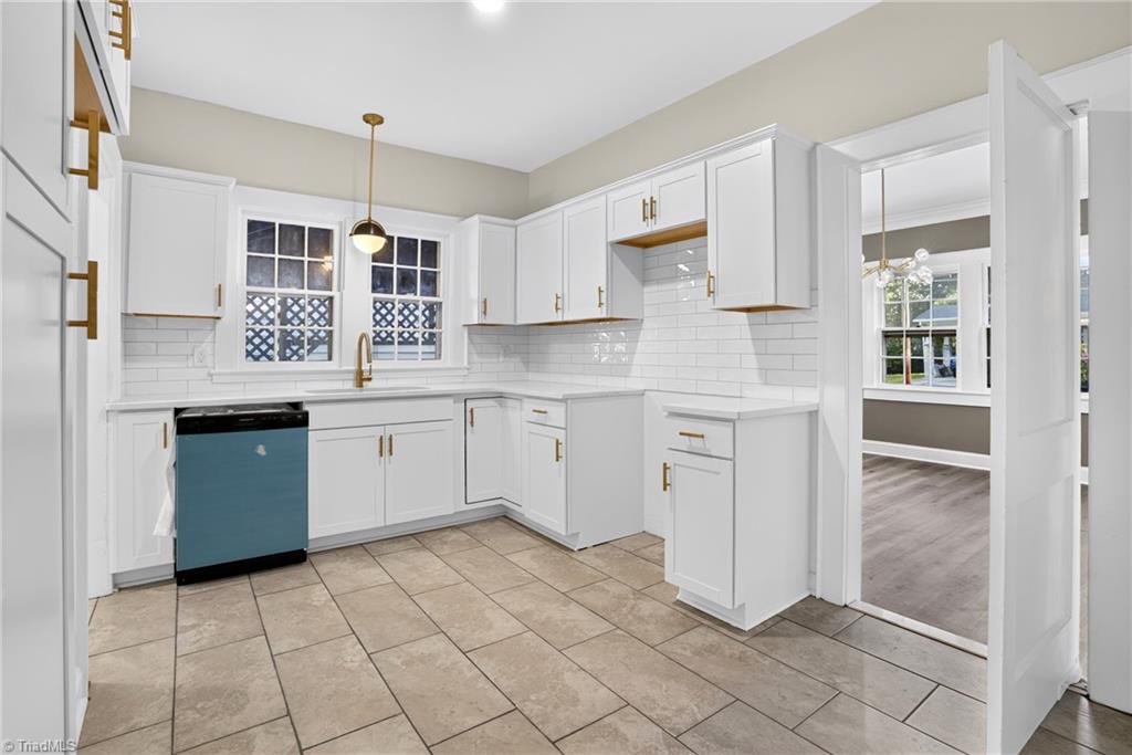 405 Spring Street Thomasville, NC 27360 - Photo 15 of 46