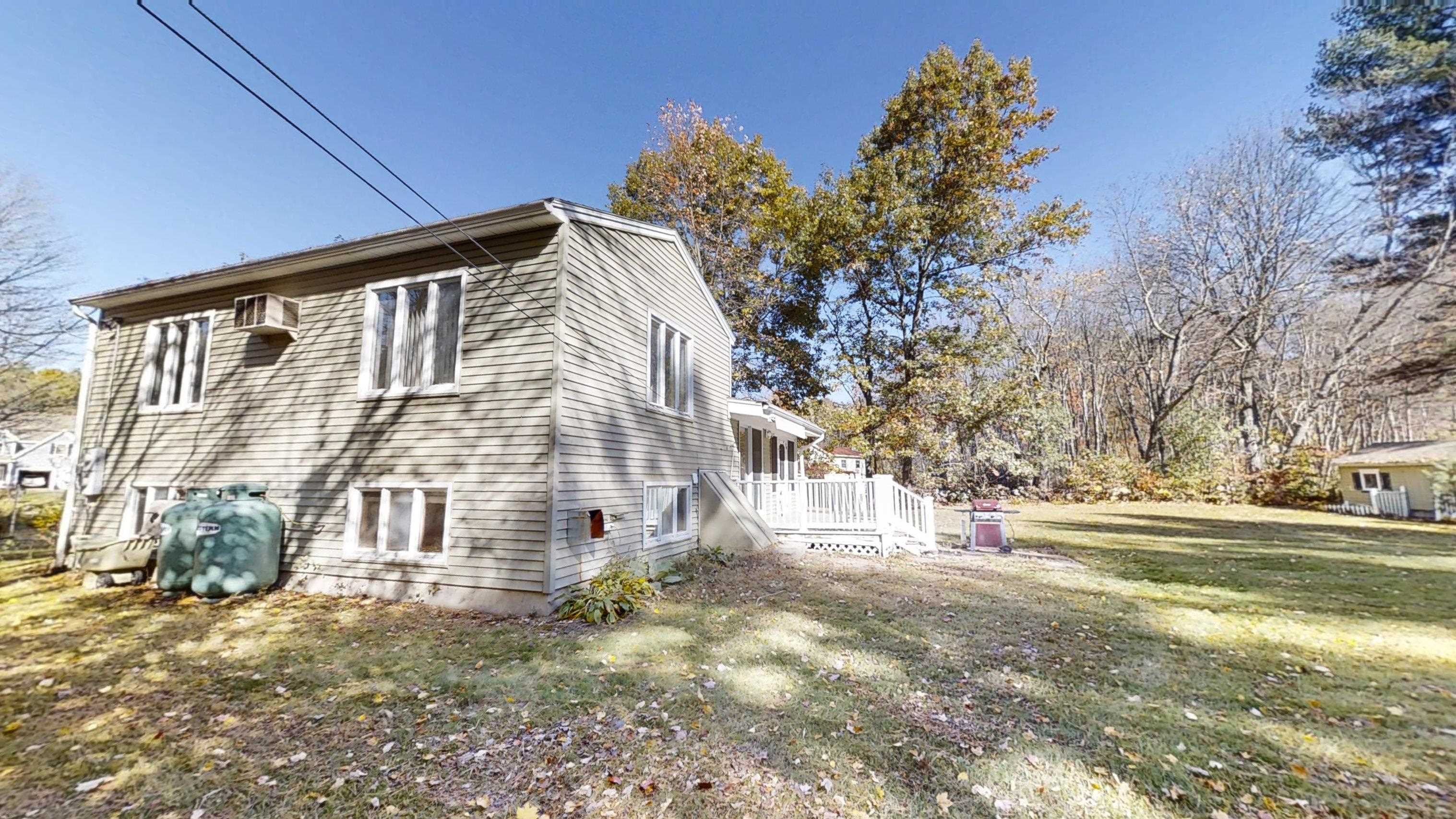 21 Griffin Road Londonderry, NH 03053 - Photo 7 of 29