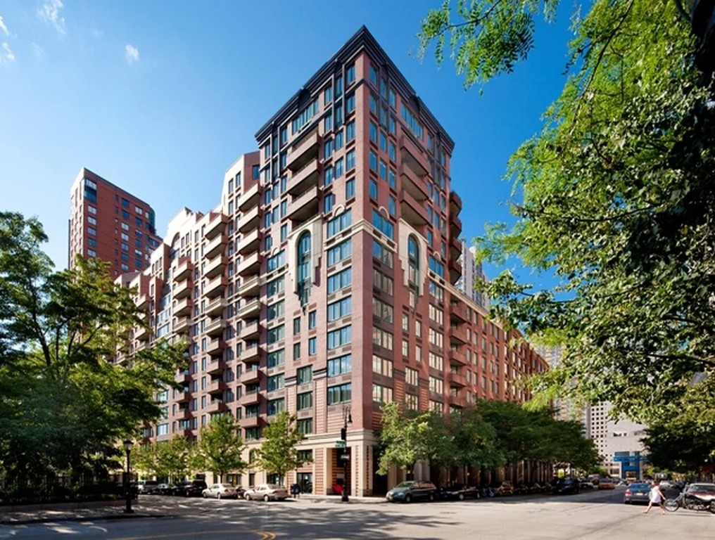 333 Rector Place, Unit 502 Manhattan, NY 10280 - Photo 13 of 31 Photo 13