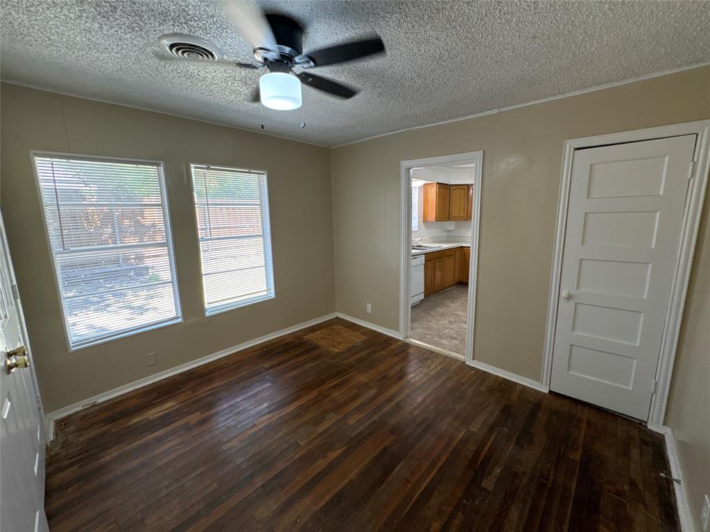 800 Audra Lane Denton, TX 76209 - Photo 15 of 32