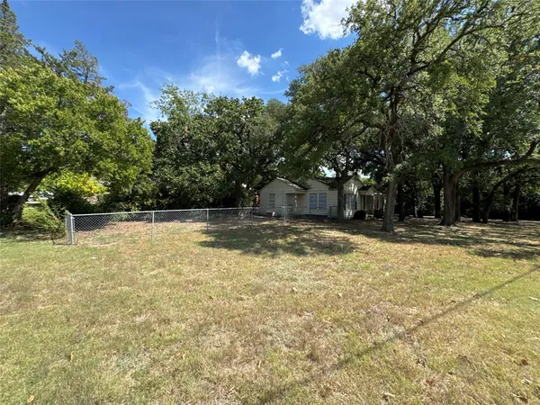 $245,000 | 800 Audra Lane, Denton, TX 76209