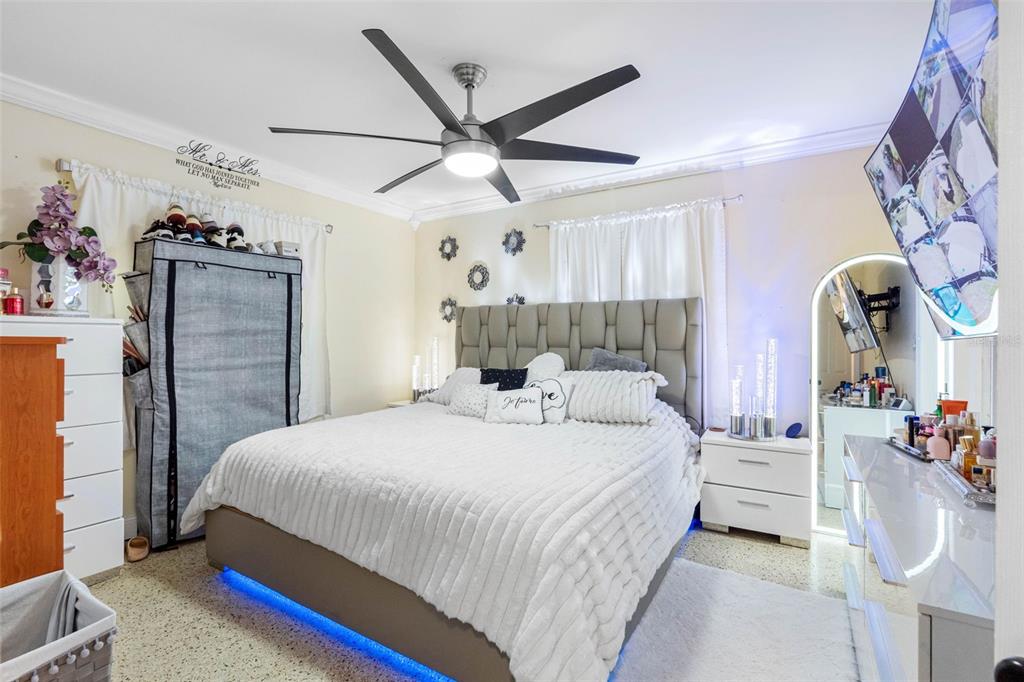 5515 Lake Le Clare Road Lutz, FL 33558 - Photo 33 of 59