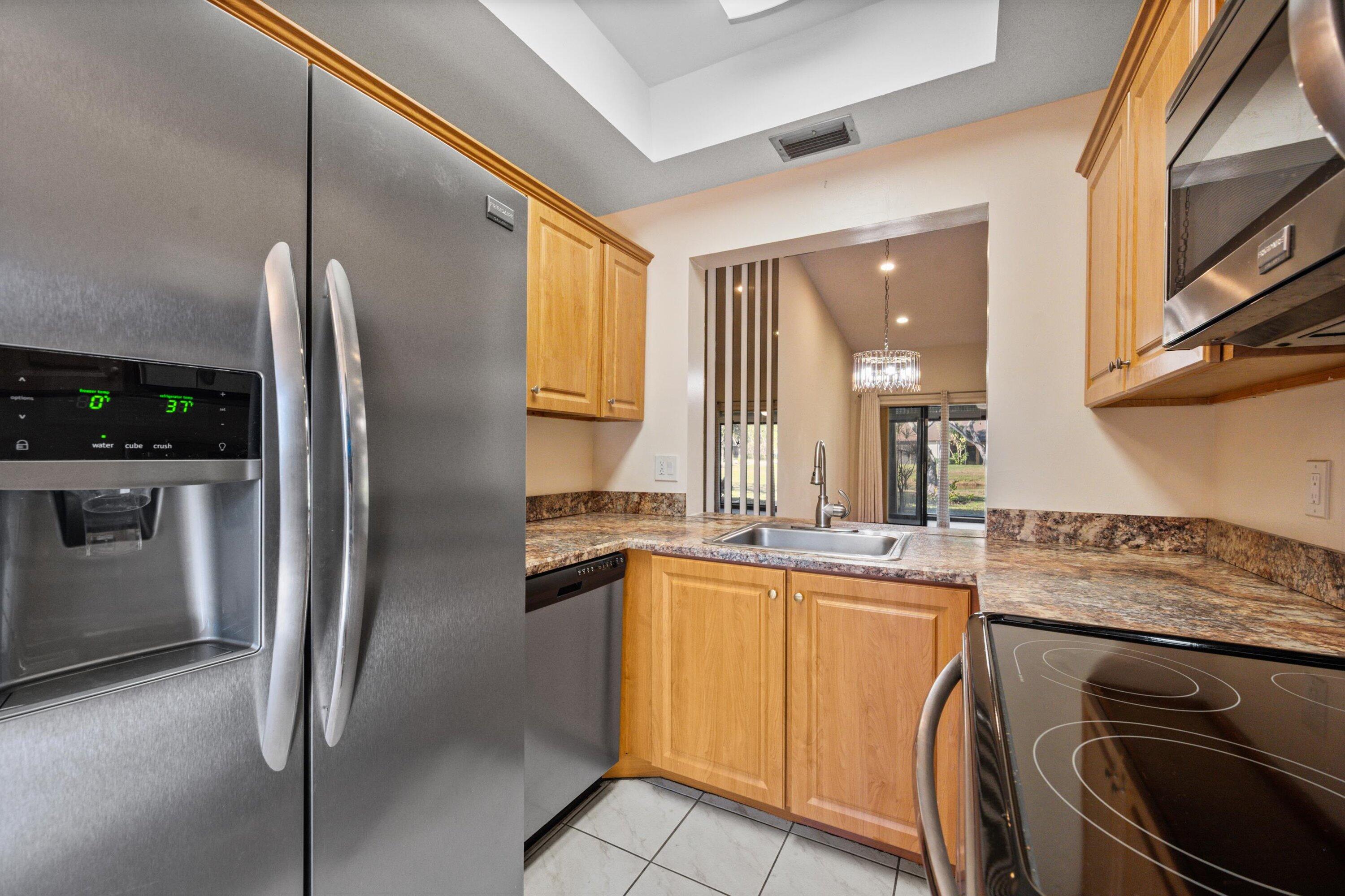 3679 Willow Bend Road, Unit C Lake Worth, FL 33467 - Photo 7 of 29 09-DSC_3235