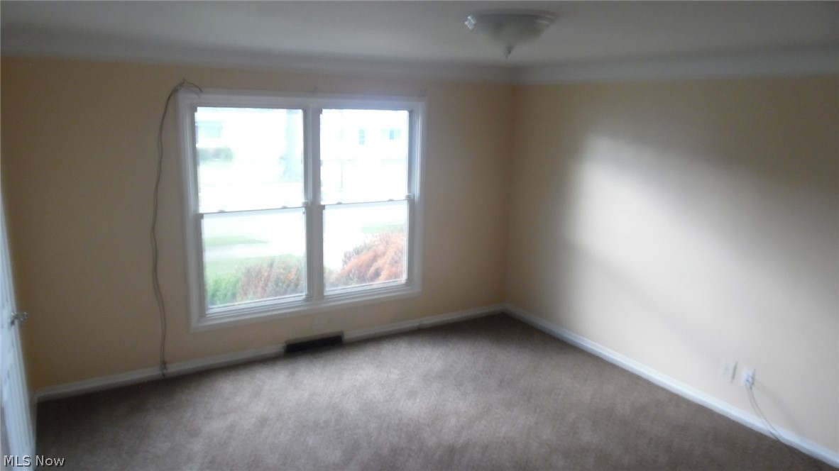 11432 Hempstead Road Garfield Heights, OH 44125 - Photo 9 of 29
