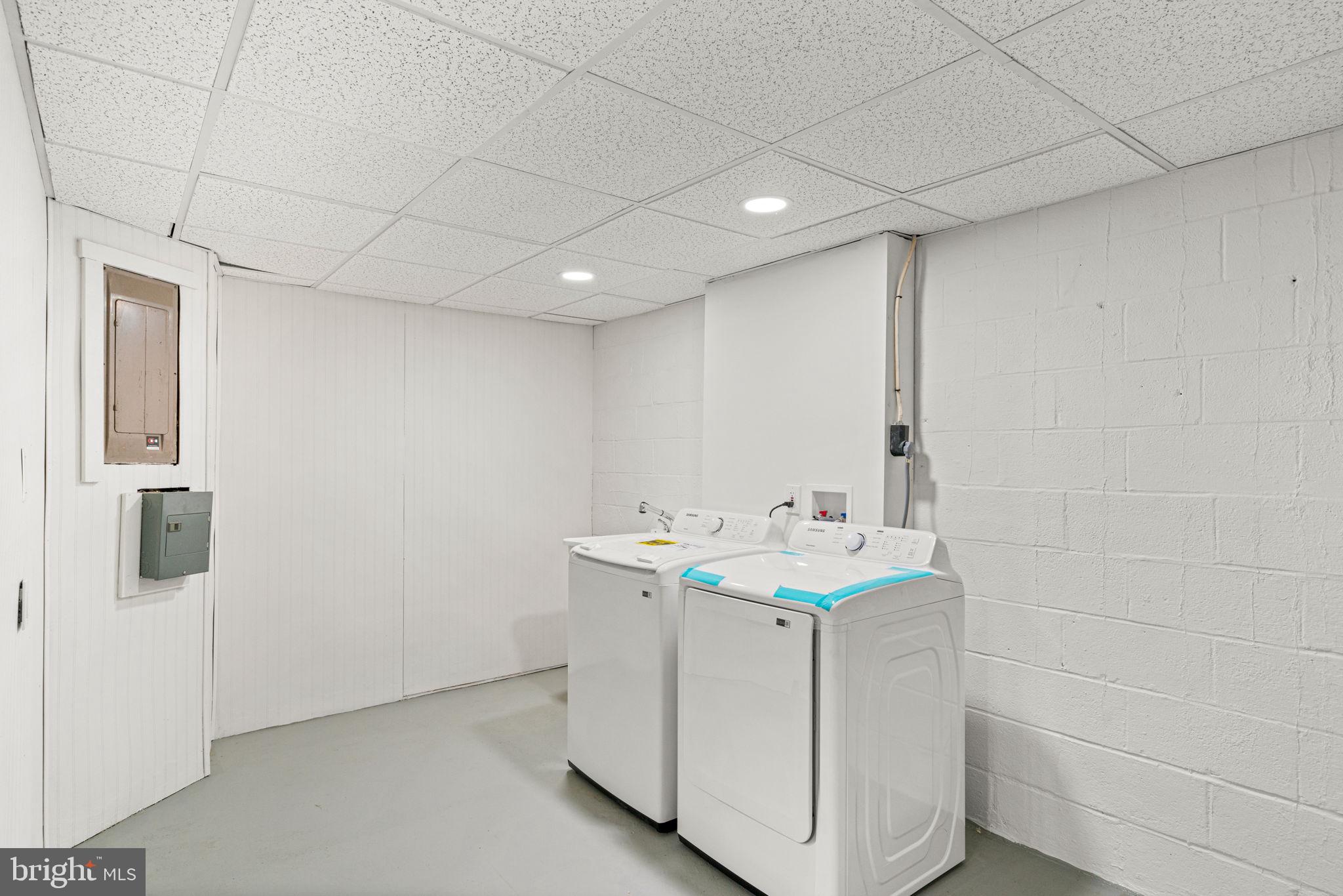 11446 Links Drive Reston, VA 20190 - Photo 59 of 87 Lower Level Brand New Washer and Dryer