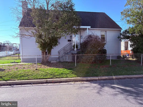 $325,000 | 139 Talbot Avenue, Holmes, PA 19043