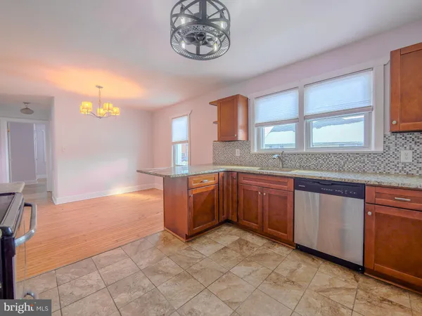 $325,000 | 139 Talbot Avenue, Holmes, PA 19043