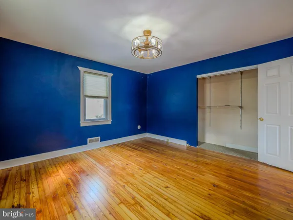 $325,000 | 139 Talbot Avenue, Holmes, PA 19043