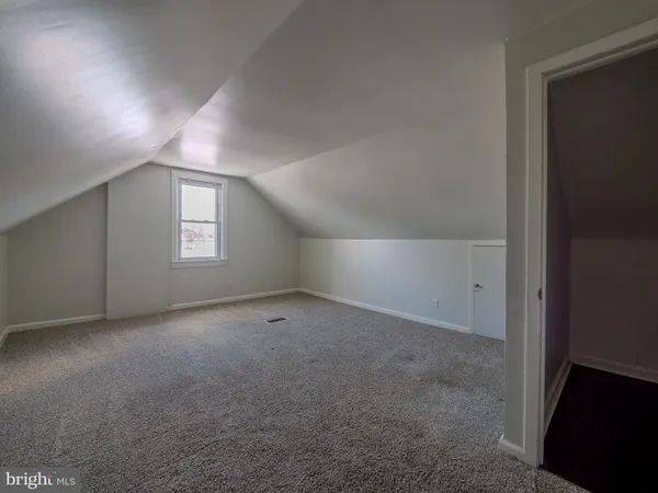 $325,000 | 139 Talbot Avenue, Holmes, PA 19043