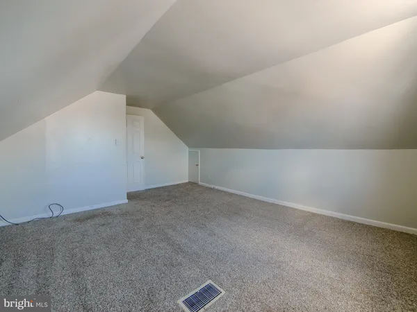 $325,000 | 139 Talbot Avenue, Holmes, PA 19043