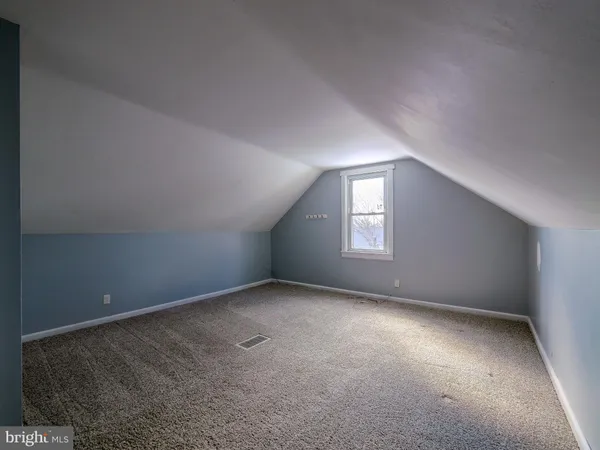 $325,000 | 139 Talbot Avenue, Holmes, PA 19043