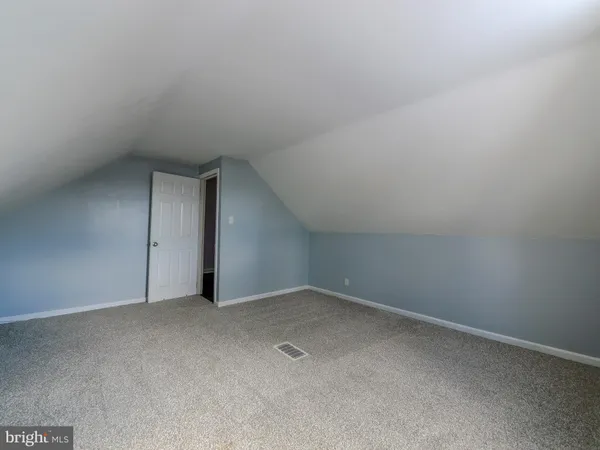 $325,000 | 139 Talbot Avenue, Holmes, PA 19043