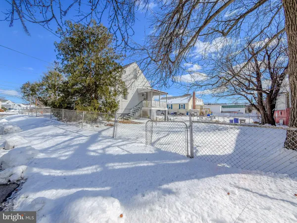 $325,000 | 139 Talbot Avenue, Holmes, PA 19043