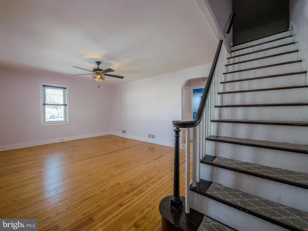 $325,000 | 139 Talbot Avenue, Holmes, PA 19043