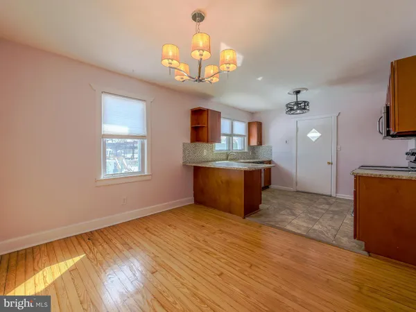 $325,000 | 139 Talbot Avenue, Holmes, PA 19043