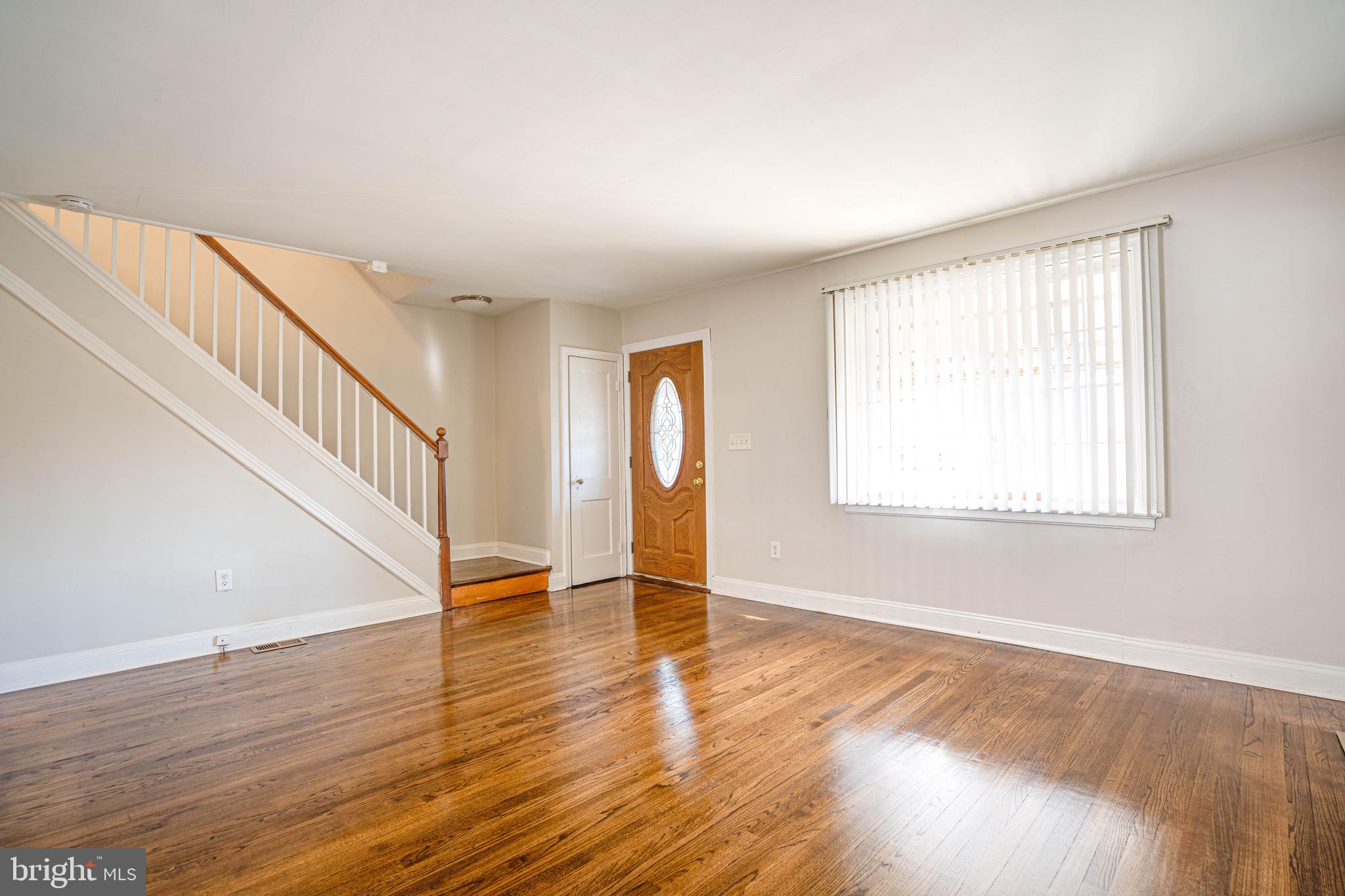 3912 Yolando Road Baltimore, MD 21218 - Photo 4 of 39