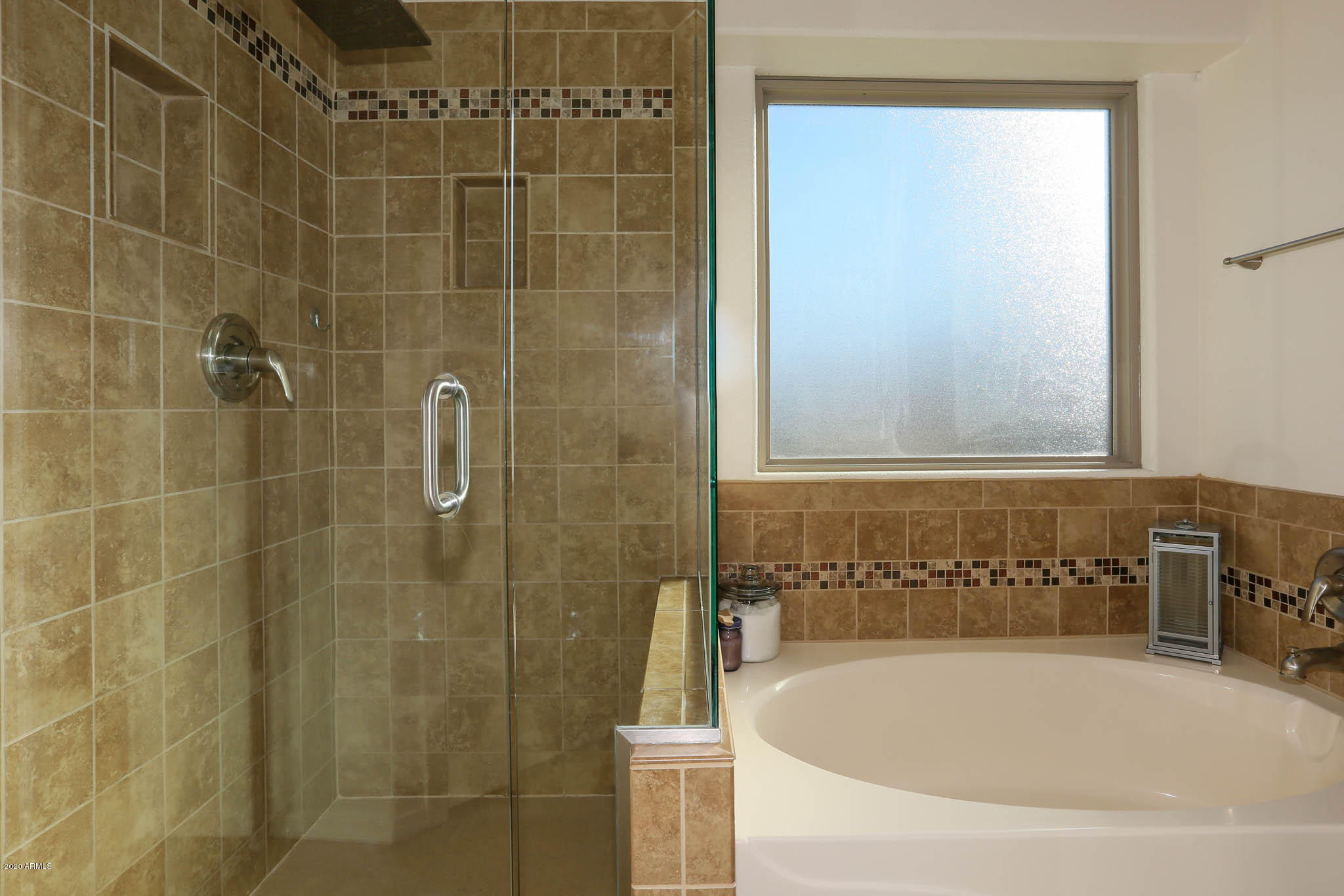 2083 East Willow Wick Road Gilbert, AZ 85296 - Photo 21 of 39 Master Bath2