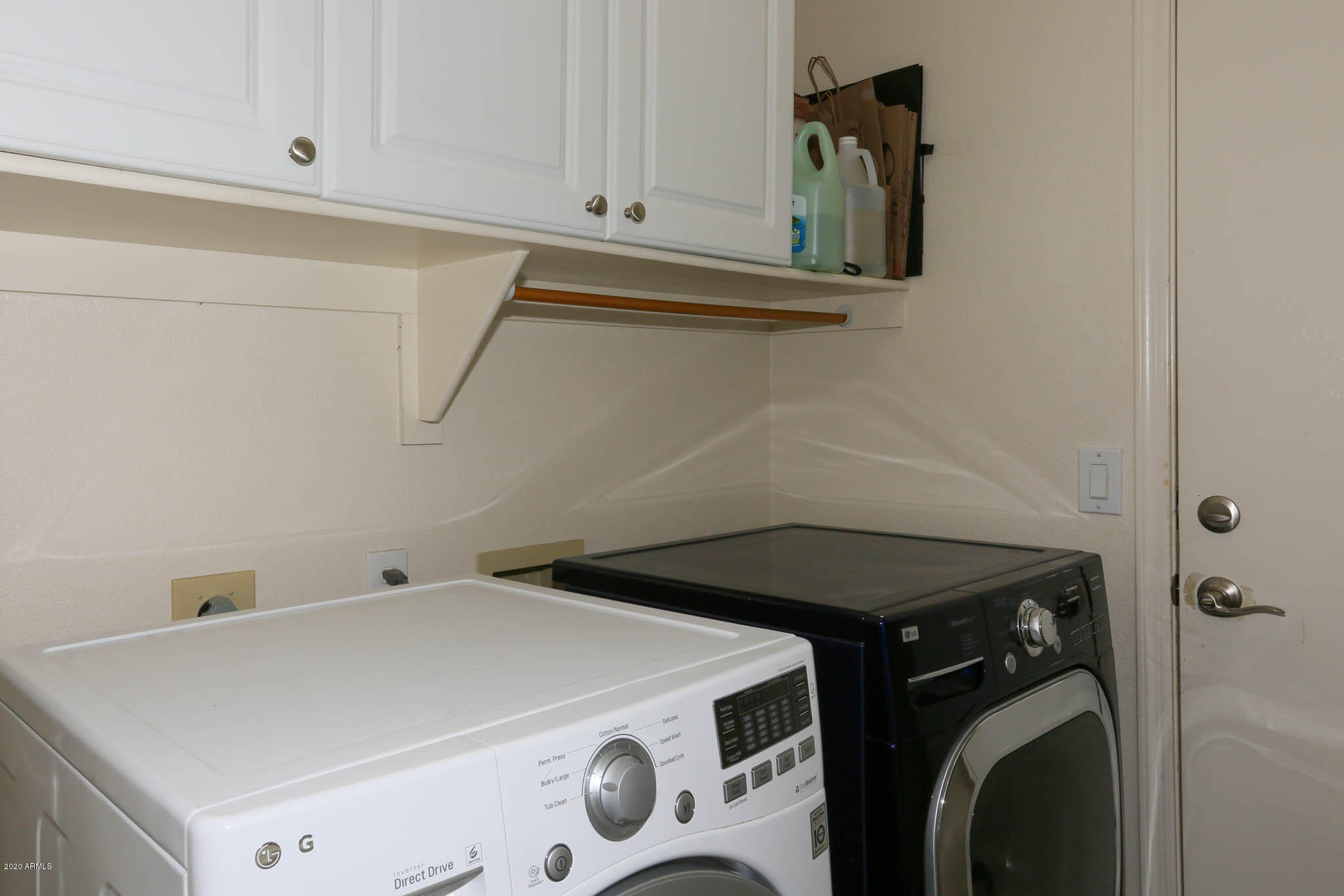 2083 East Willow Wick Road Gilbert, AZ 85296 - Photo 26 of 39 Laundry Room
