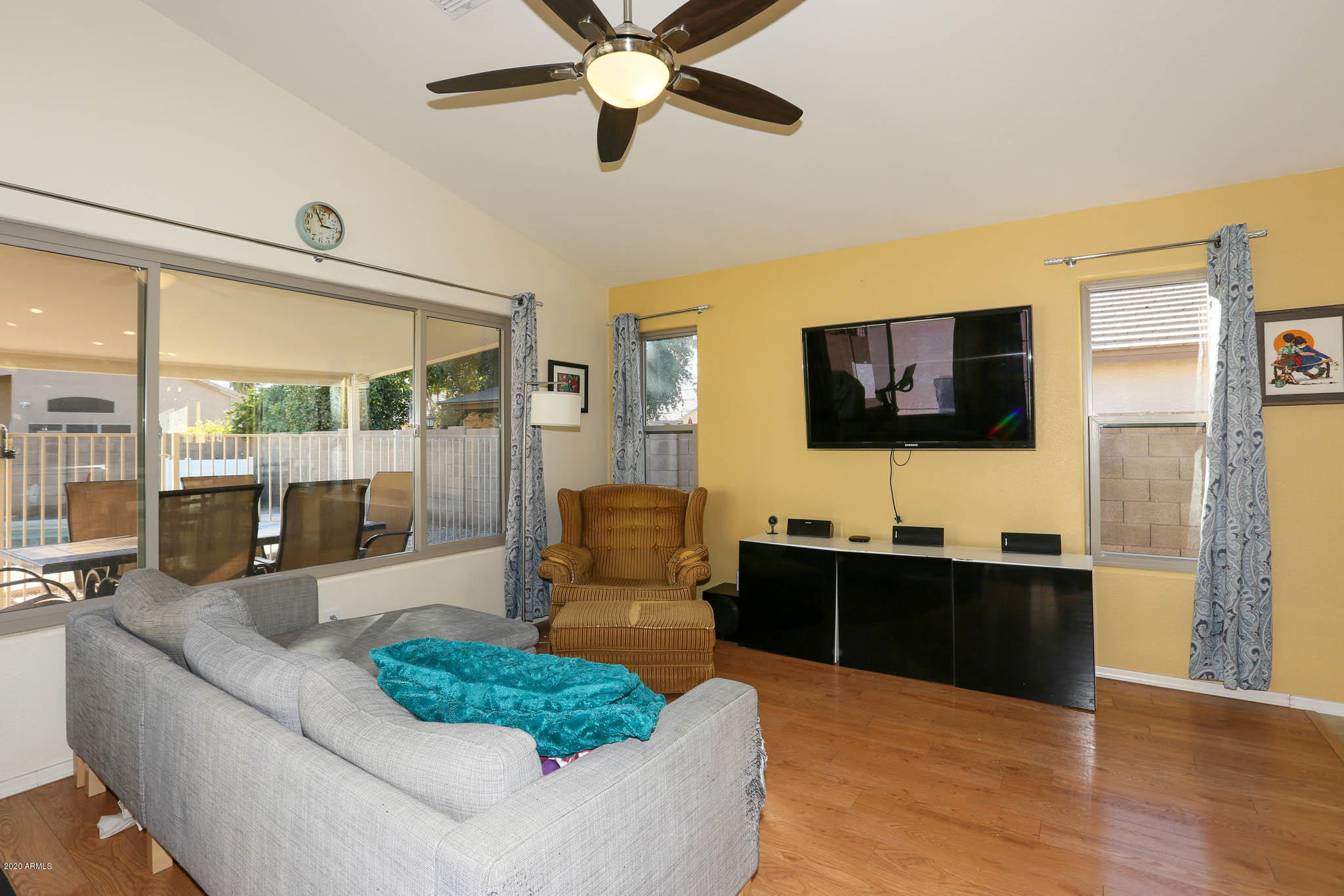 2083 East Willow Wick Road Gilbert, AZ 85296 - Photo 9 of 39 Family Room