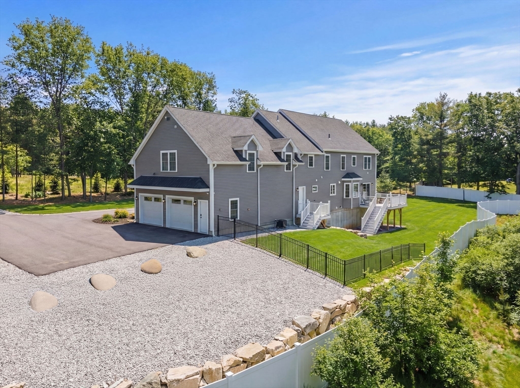 24 Townsend Road Shirley, MA 01464 - Photo 5 of 42