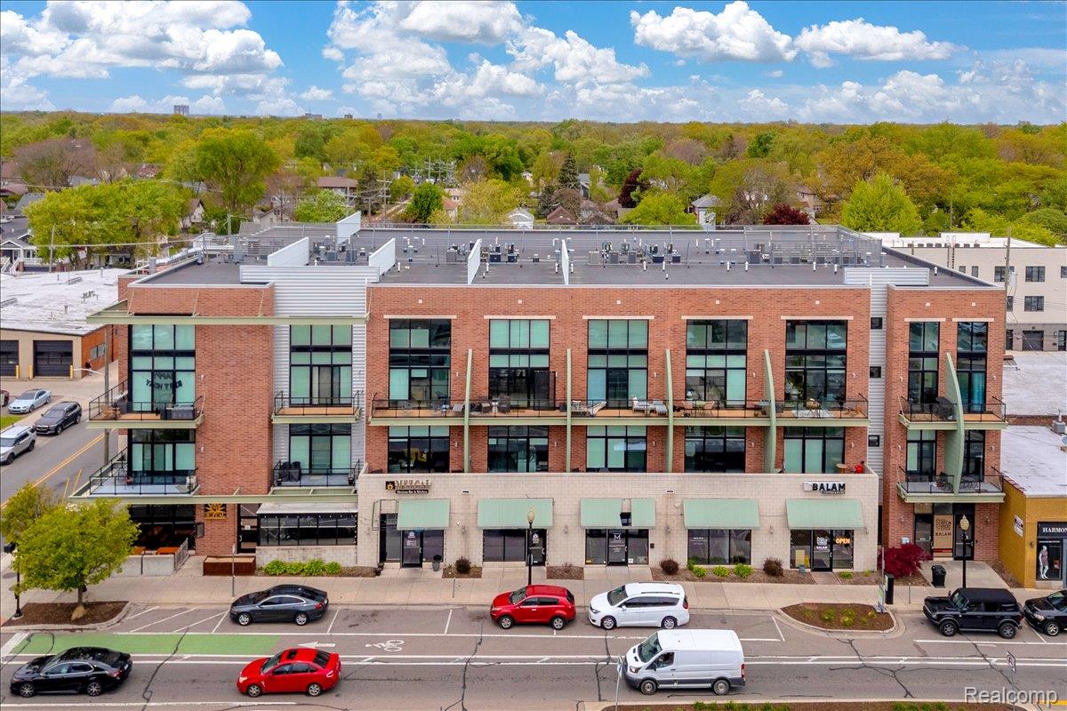 211 East 9 Mile Road, Unit 206 Ferndale, MI 48220 - Photo 3 of 32