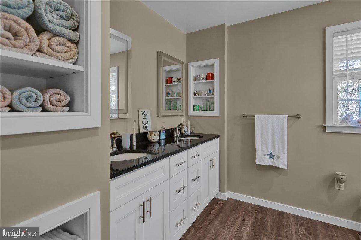 1129 Pepper Ridge Drive Reading, PA 19606 - Photo 27 of 42 Primary Suite