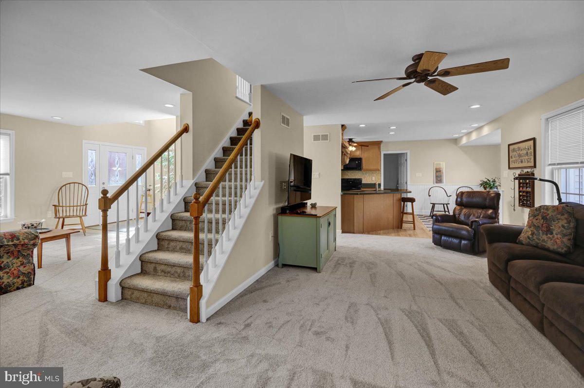 1129 Pepper Ridge Drive Reading, PA 19606 - Photo 9 of 42