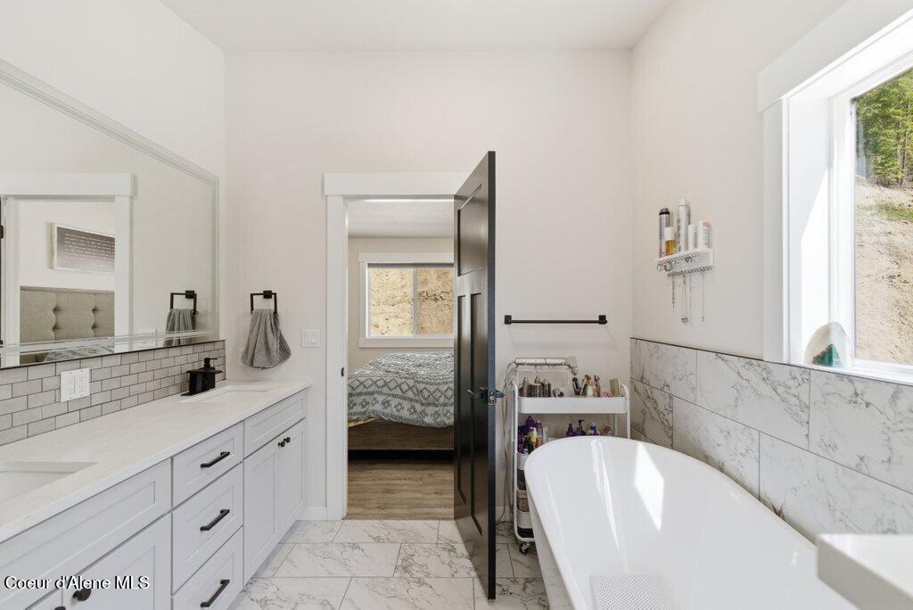 3835 Pine Creek Road Pinehurst, ID 83850 - Photo 28 of 49 030-3835PineCreekRoad-Pinehurst-ID-83850