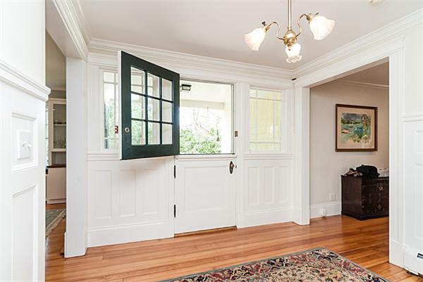184 Pine Ridge Road Newton, MA 02468 - Photo 2 of 23