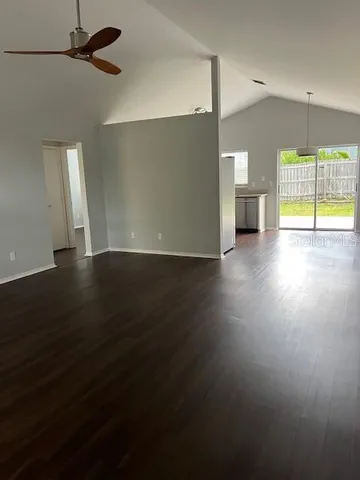 $2,400 | 12587 Park Boulevard North, Seminole, FL 33776