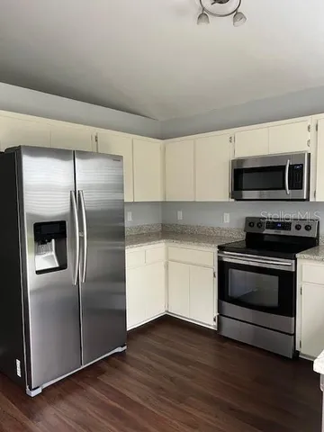 $2,400 | 12587 Park Boulevard North, Seminole, FL 33776