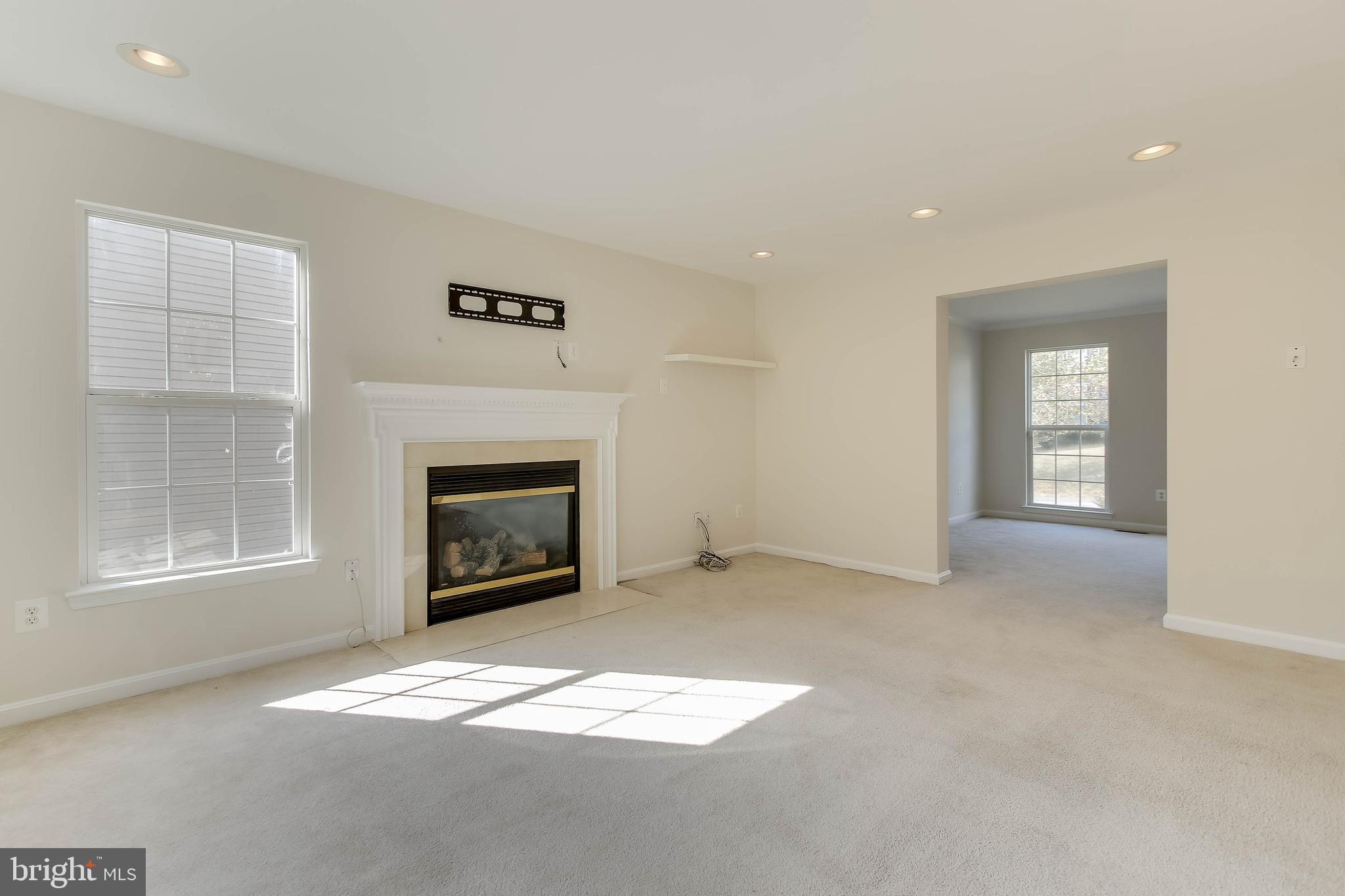 9523 Rommel Drive Columbia, MD 21046 - Photo 14 of 55 Family Room