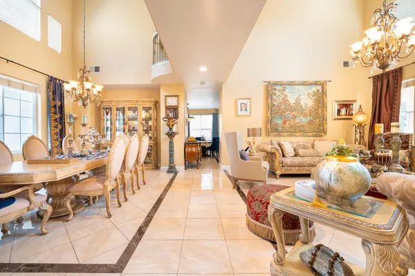 $849,900 | 9655 North Willey Court, Fresno, CA 93720