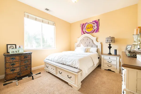 $849,900 | 9655 North Willey Court, Fresno, CA 93720