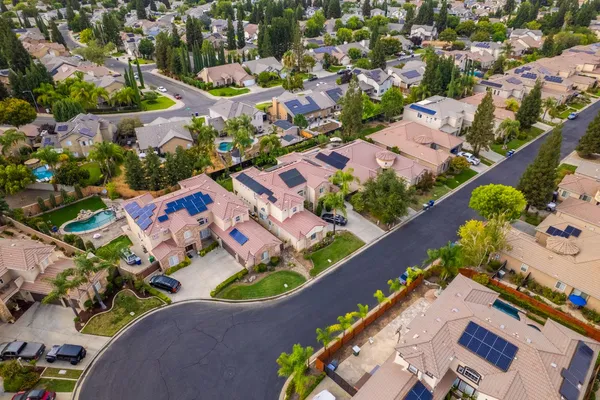 $849,900 | 9655 North Willey Court, Fresno, CA 93720
