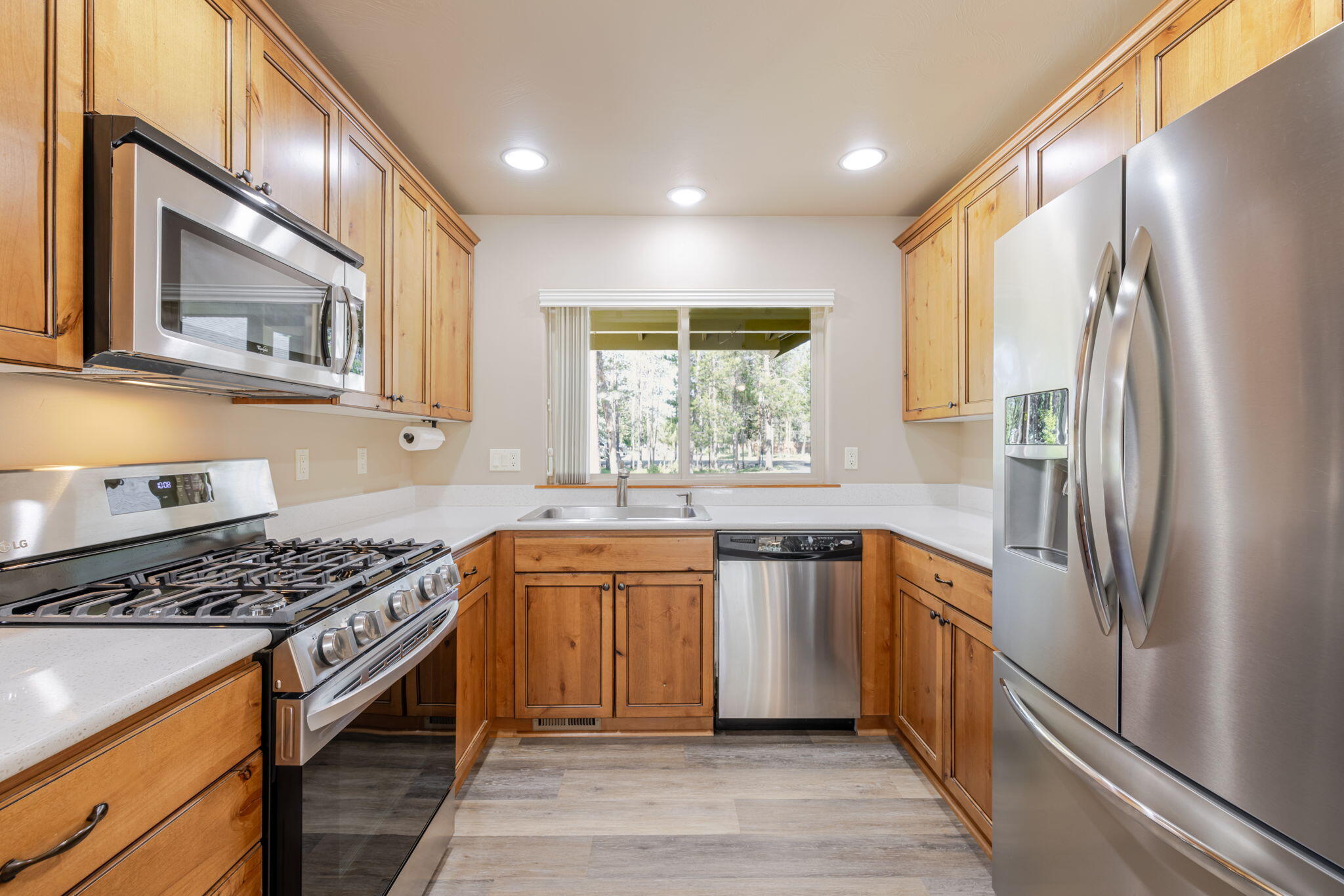 56162 Sandpiper Road Bend, OR 97707 - Photo 14 of 42 14