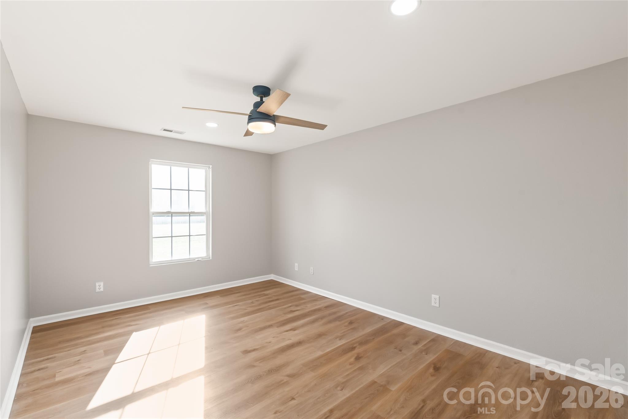 1114 Fenwick Court Clover, SC 29710 - Photo 18 of 47