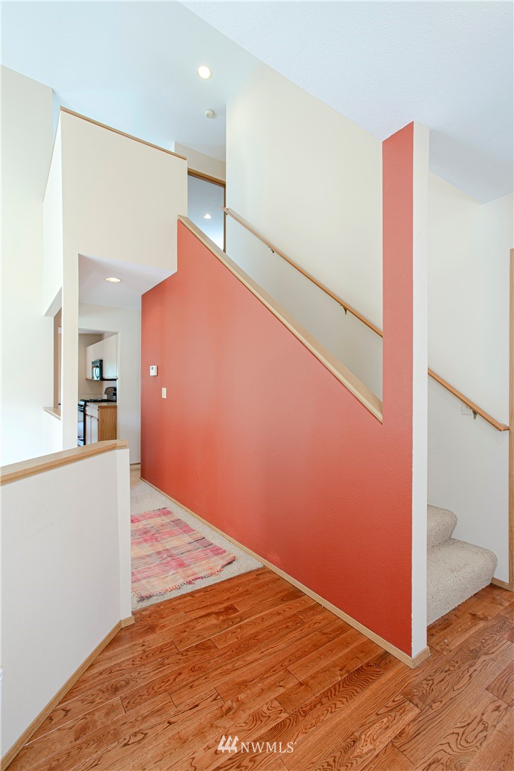 2070 Southeast 8th Place Renton, WA 98057 - Photo 17 of 38 Gallery Image 17