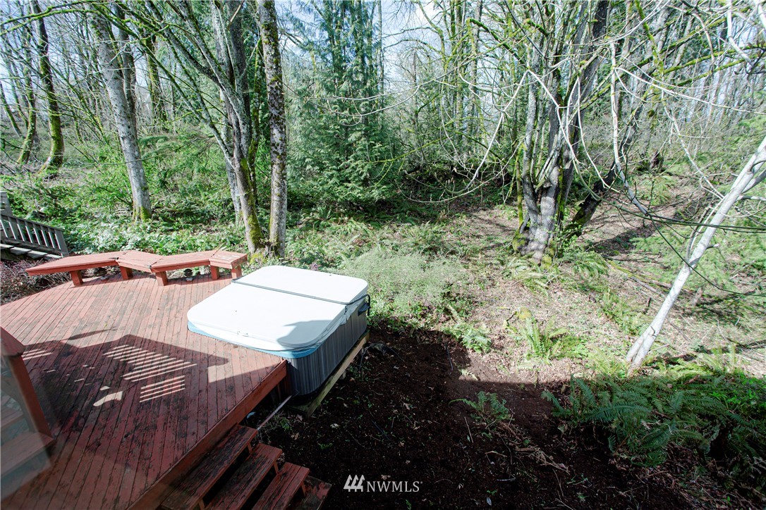 2070 Southeast 8th Place Renton, WA 98057 - Photo 31 of 38 Gallery Image 31