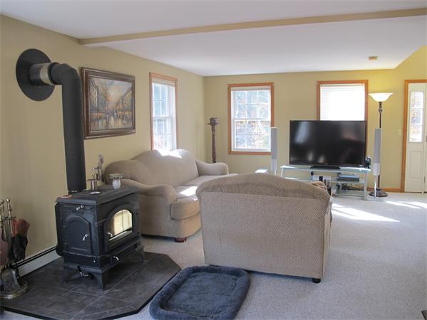 152 New Templeton Road Hubbardston, MA 01452 - Photo 10 of 30 Gallery Image 10