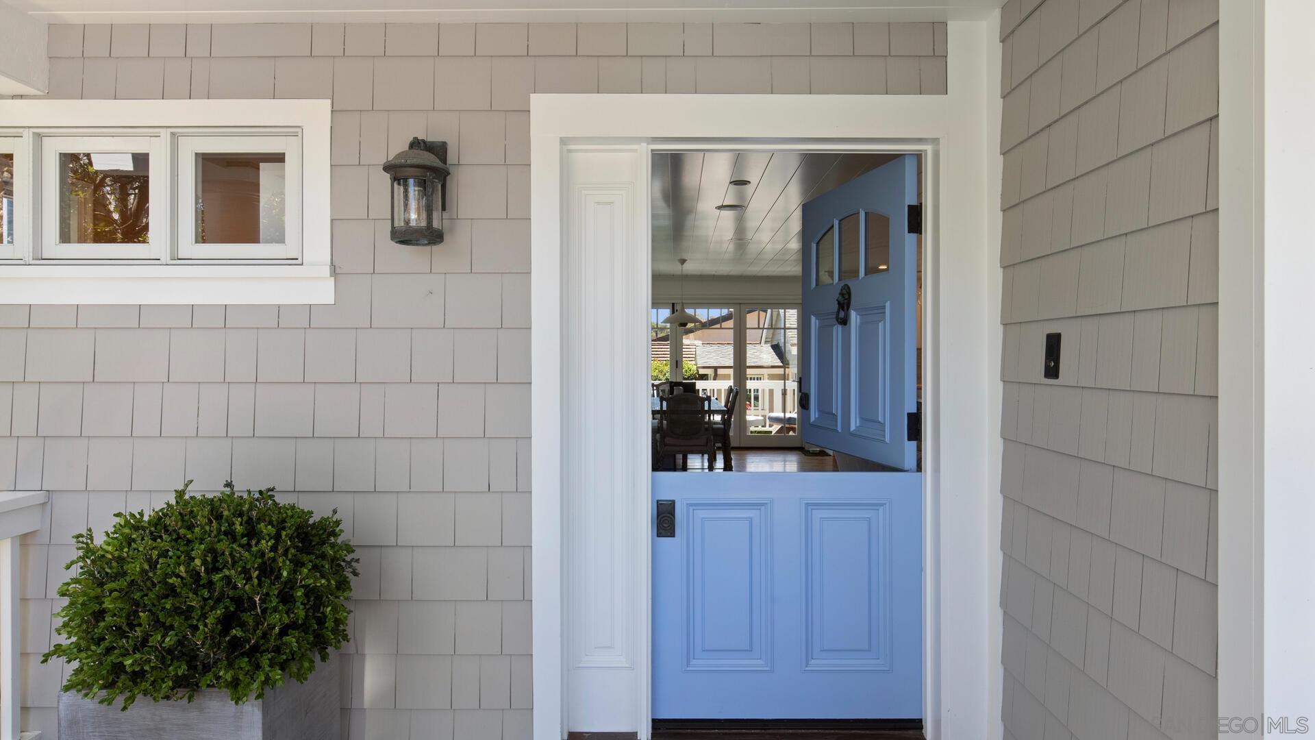 219 27th Street Del Mar, CA 92014 - Photo 2 of 33