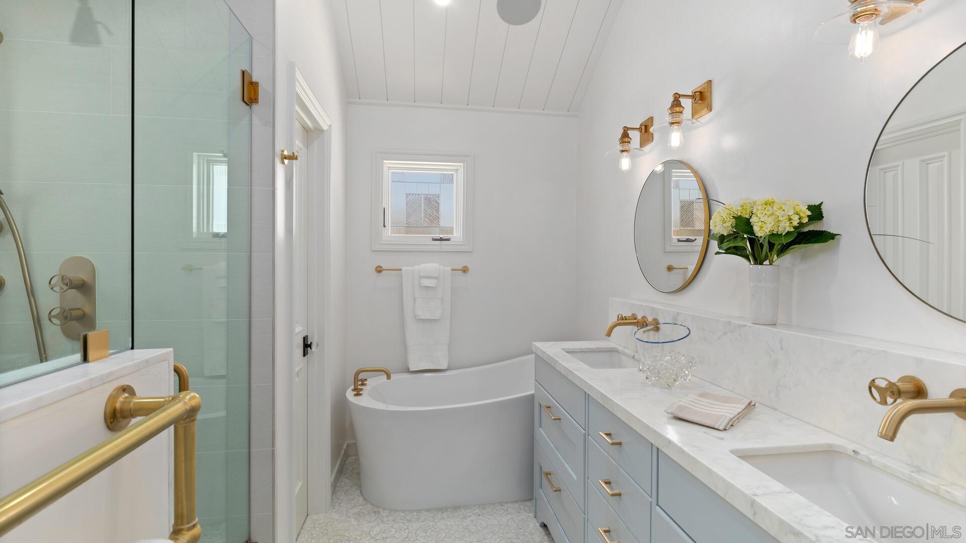 219 27th Street Del Mar, CA 92014 - Photo 21 of 33