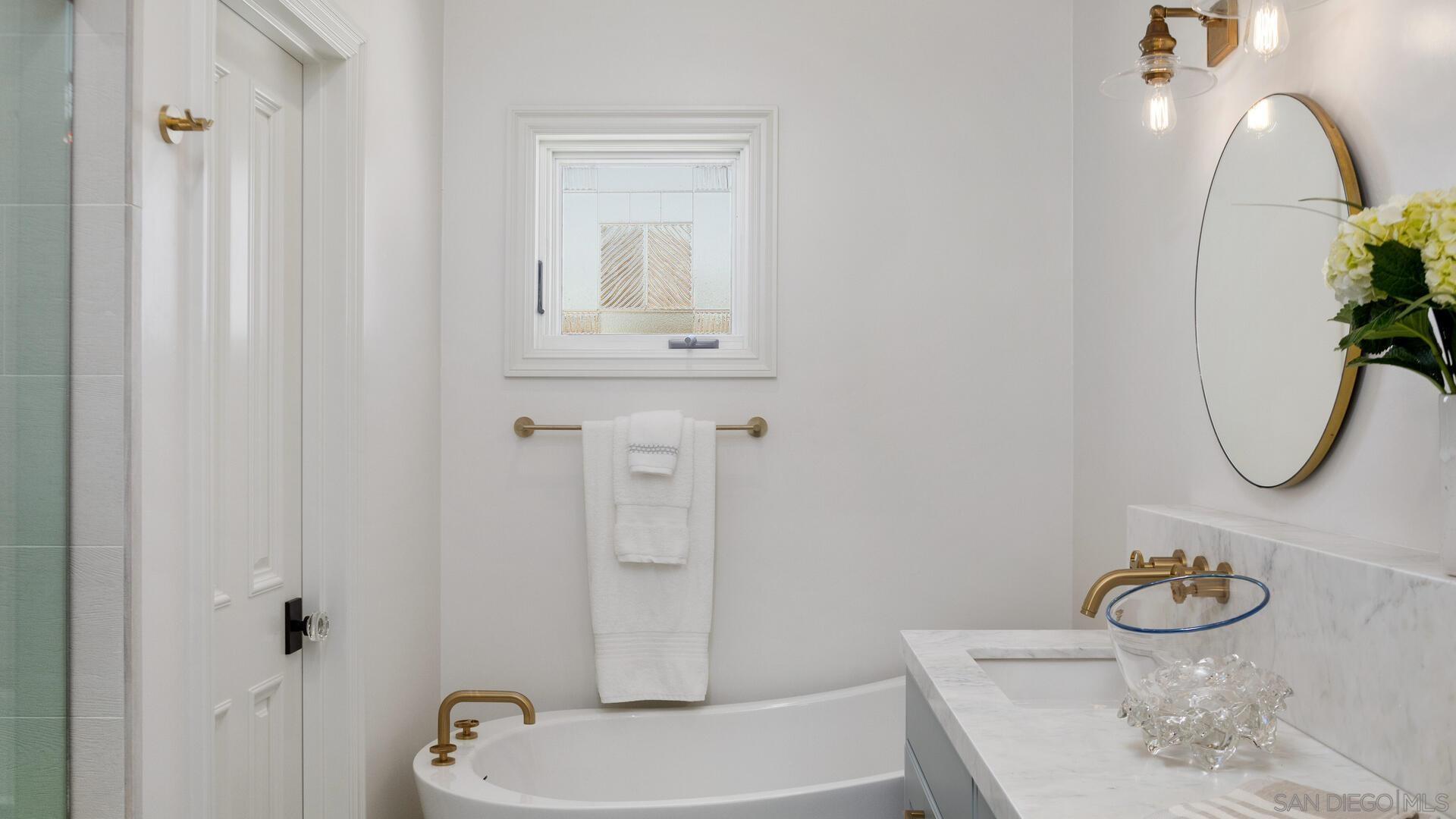 219 27th Street Del Mar, CA 92014 - Photo 22 of 33