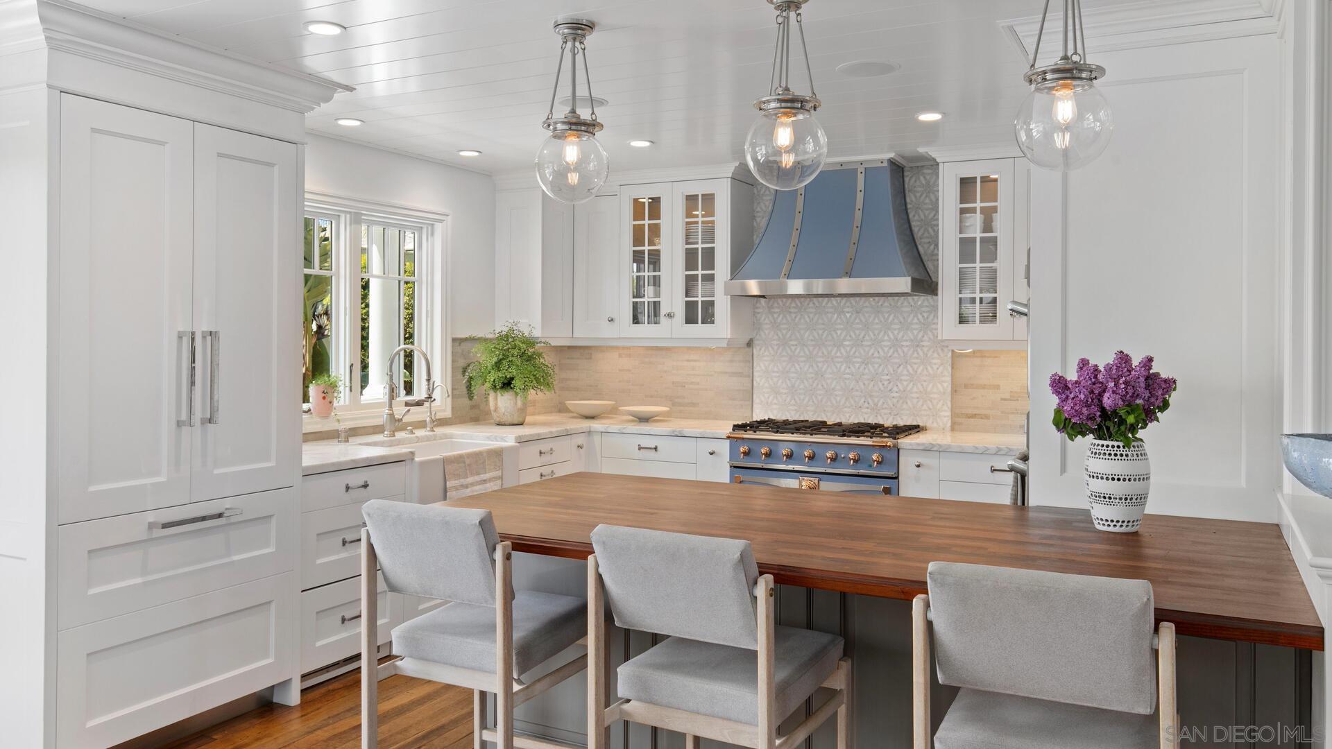 219 27th Street Del Mar, CA 92014 - Photo 4 of 33