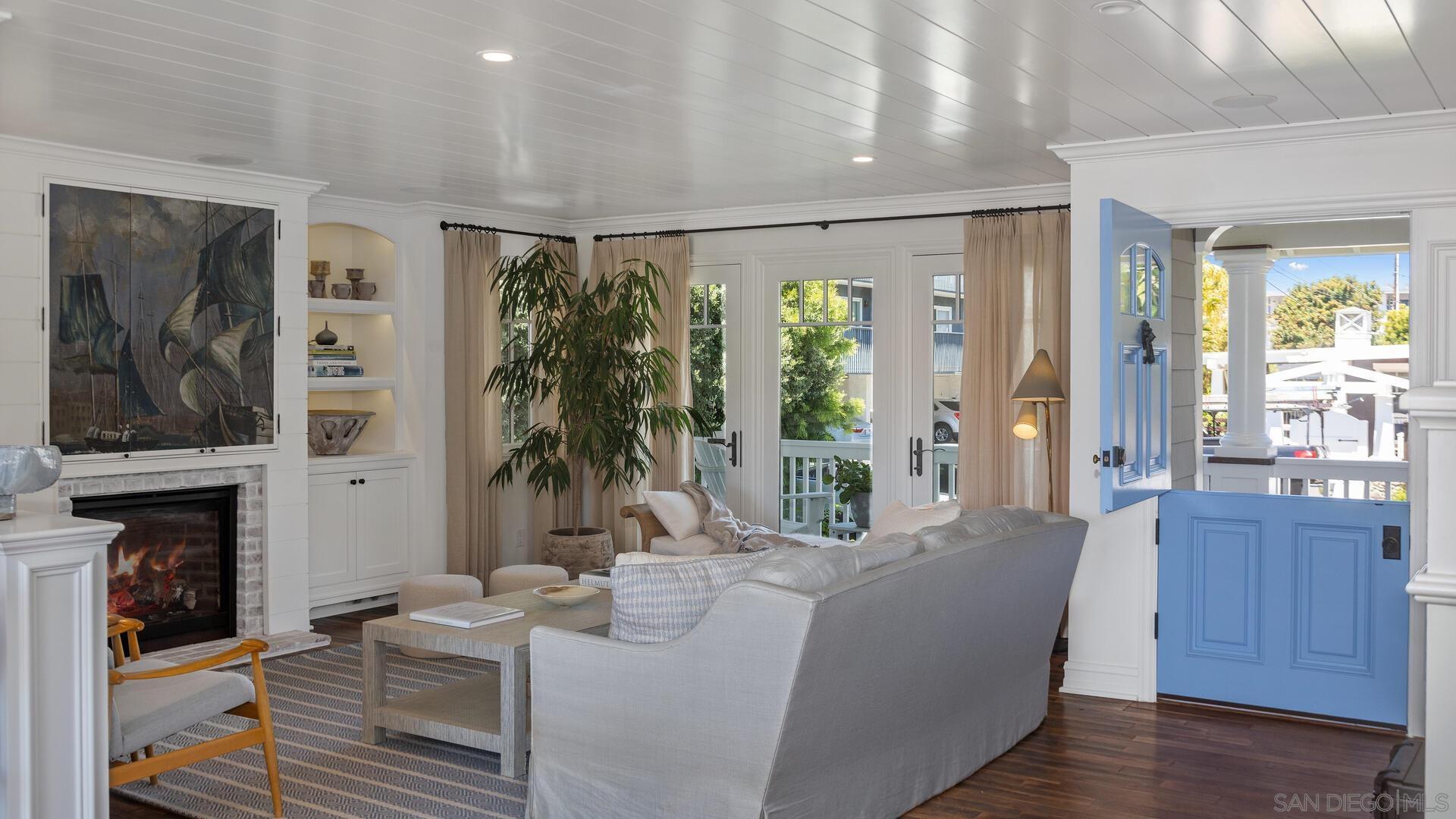 219 27th Street Del Mar, CA 92014 - Photo 7 of 33