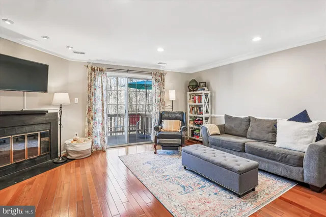 $474,900 | 10535 Englishman Drive, Unit 183, Rockville, MD 20852